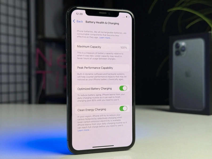 ВЖИВАНИЙ iPhone 11 Pro 256GB Midnight Green (MWCQ2) | Стан: гарний (подряпини на екрані) | Акумулятор: 100% | Гарантія: 1 місяць | Комплект: повний