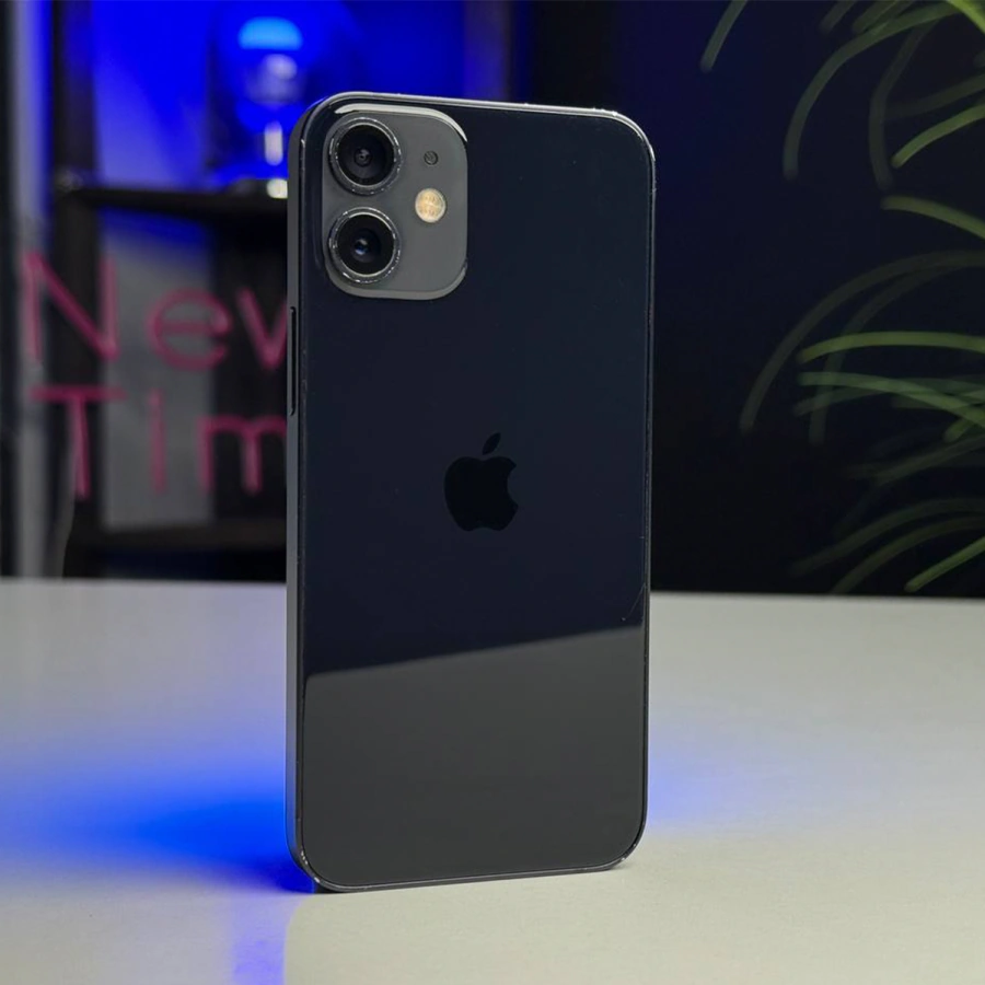 Б/У Apple iPhone 12 Mini 128GB Black (MG8L3, MGE33) - Состояние: хороший | Аккумулятор: 100% | Комплектация: iPhone, кабель | Гарантія: 1 мес.