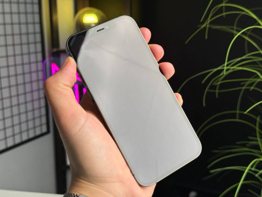 ВЖИВАНИЙ Apple iPhone 12 Pro 256GB Graphite (MGLT3, MGMP3) - Стан: гарний | Акумулятор: 100% | Комплектація: iPhone, кабель | Гарантія: 1 міс.