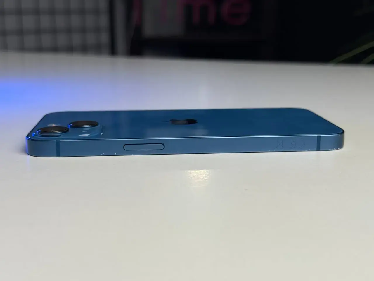 Б/У Apple iPhone 13 128GB Blue (MLMT3, MLPK3) - Состояние: хороший | Аккумулятор: 86% | Комплектация: iPhone, кабель | Гарантія: 1 мес.