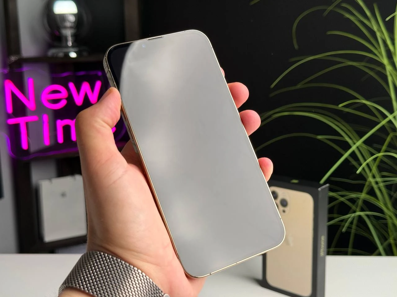 Б/У Apple iPhone 13 Pro Max 256GB Gold (MLKU3, MLLD3) - Состояние: хороший | Аккумулятор: 100% | Комплектация: полный | Гарантія: 1 мес.