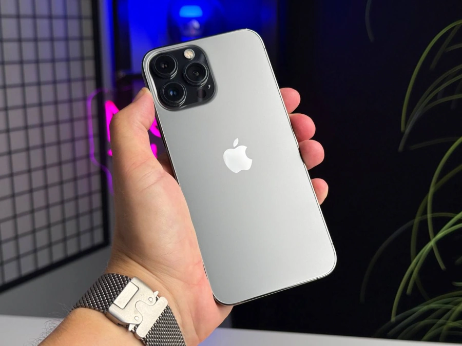 ВЖИВАНИЙ Apple iPhone 13 Pro Max 256GB Graphite (MLKR3, MLLA3) - Стан: гарний | Акумулятор: 100% | Комплектація: повний | Гарантія: 3 міс.