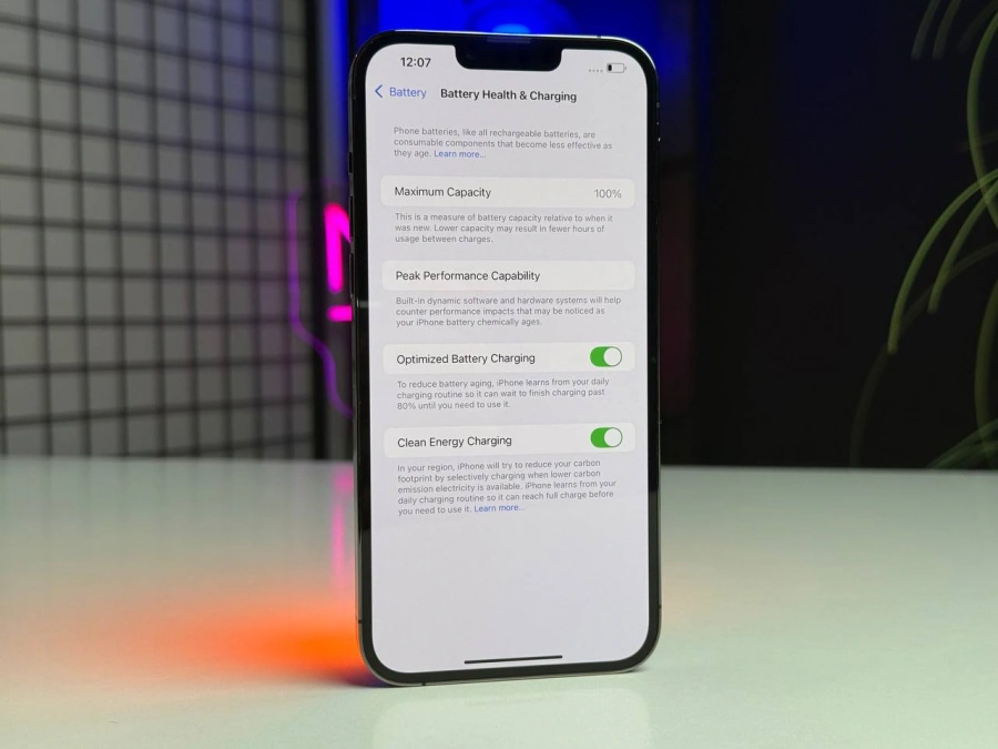 ВЖИВАНИЙ Apple iPhone 13 Pro Max 256GB Graphite (MLKR3, MLLA3) - Стан: гарний | Акумулятор: 100% | Комплектація: повний | Гарантія: 3 міс.