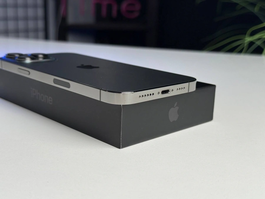 ВЖИВАНИЙ Apple iPhone 13 Pro Max 256GB Graphite (MLKR3, MLLA3) - Стан: гарний | Акумулятор: 88% | Комплектація: повний | Гарантія: 1 міс.