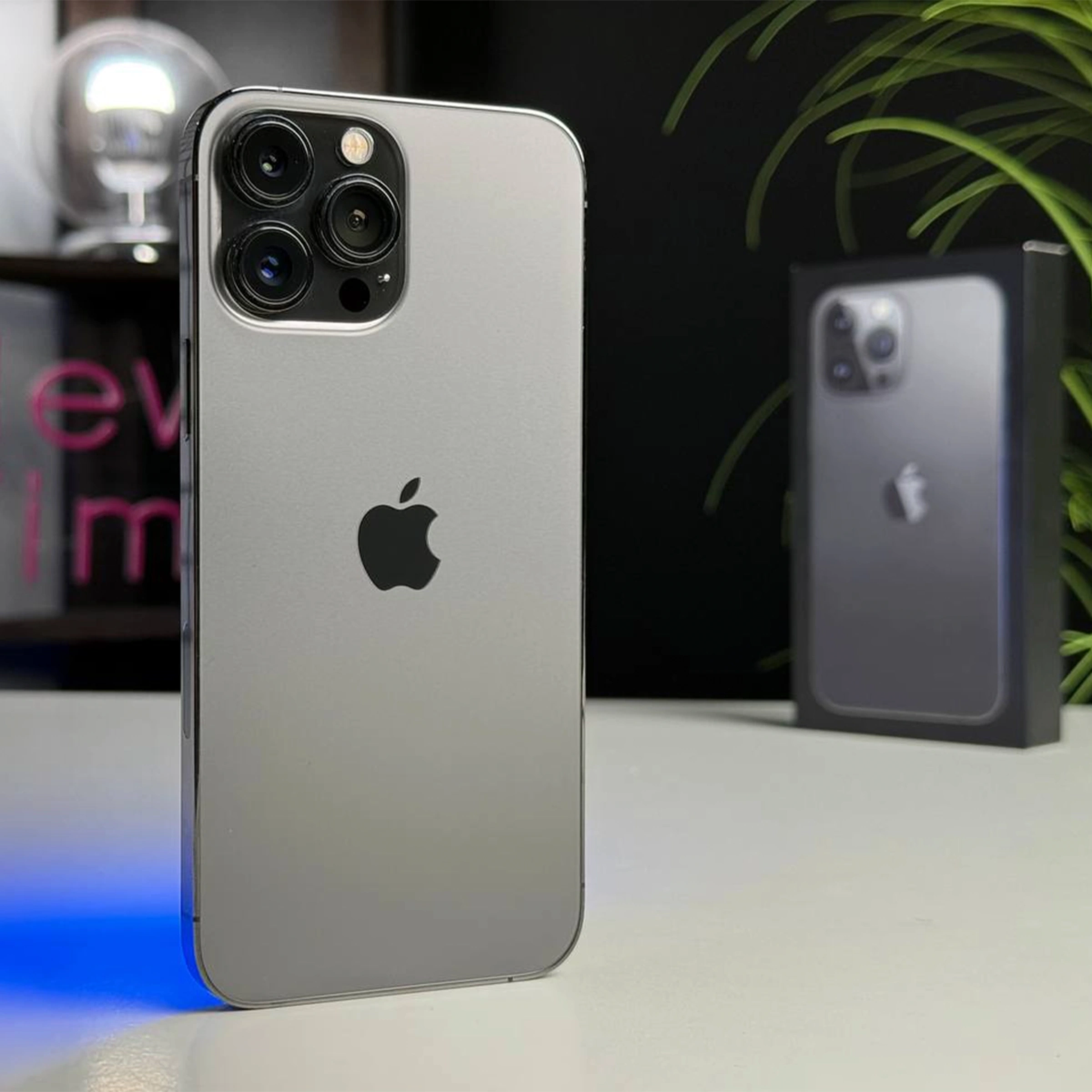 Б/У Apple iPhone 13 Pro Max 256GB Graphite (MLKR3, MLLA3) - Состояние: хороший | Аккумулятор: 88% | Комплектация: полный | Гарантія: 1 мес.