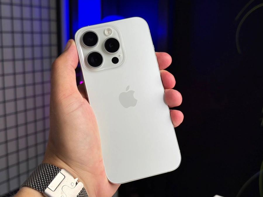 ВЖИВАНИЙ Apple iPhone 15 Pro 128GB White Titanium (MTUW3) - Стан: гарний | Акумулятор: 97% | Комплектація: повний | Гарантія: 1 міс.