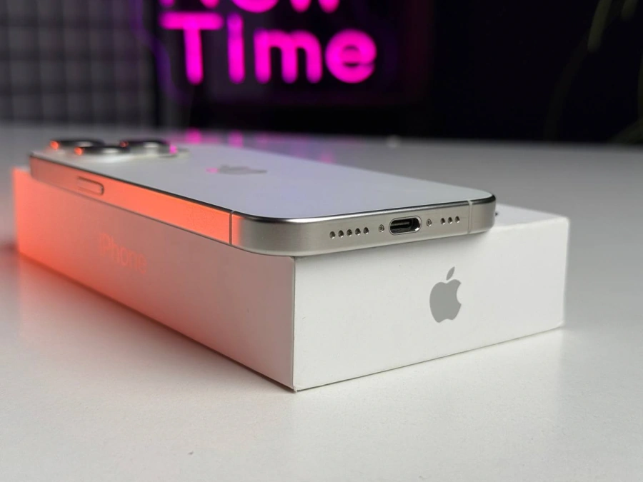 ВЖИВАНИЙ Apple iPhone 15 Pro 128GB White Titanium (MTUW3) - Стан: гарний | Акумулятор: 97% | Комплектація: повний | Гарантія: 1 міс.