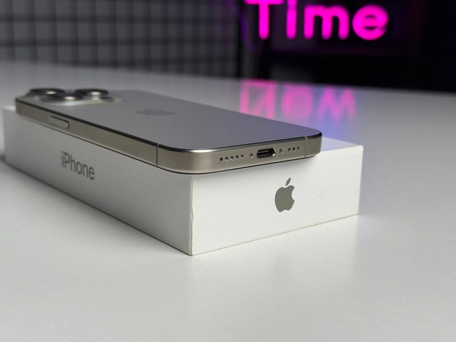 ВЖИВАНИЙ Apple iPhone 15 Pro 256GB Natural Titanium (MTV53) - Стан: ідеальний | Акумулятор: 88% | Комплектація: повний | Гарантія: 1 міс.