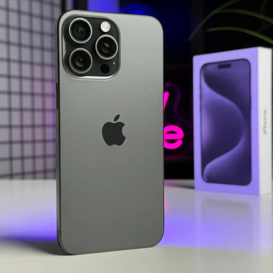 ВЖИВАНИЙ Apple iPhone 15 Pro Max 256GB Black Titanium (MU773) - Стан: гарний | Акумулятор: 89% | Комплектація: повний | Гарантія: 1 міс.