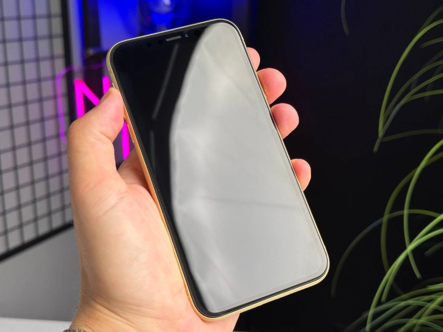 Б/У Apple iPhone XR 128GB Yellow (MRYF2) - Состояние: хороший | Аккумулятор: 100% | Комплектация: iPhone, кабель | Гарантія: 1 мес.