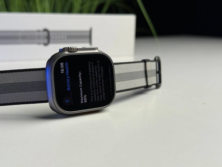 Б/У Apple Watch Ultra GPS + Cellular 49mm Titanium Case with Black Stripe Woven Nylon Band (MQF53, MQVR2) - Состояние: хорошее | Аккумулятор: 98% | Комплект: полный | Гарантія: 1 мес.