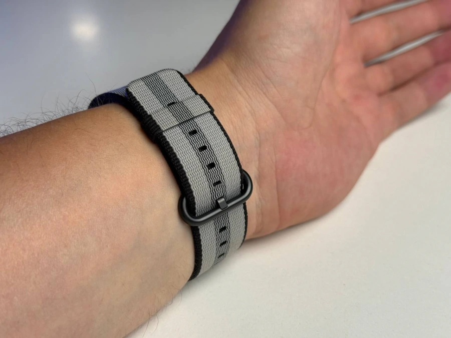 Б/У Apple Watch Ultra GPS + Cellular 49mm Titanium Case with Black Stripe Woven Nylon Band (MQF53, MQVR2) - Состояние: хорошее | Аккумулятор: 98% | Комплект: полный | Гарантія: 1 мес.