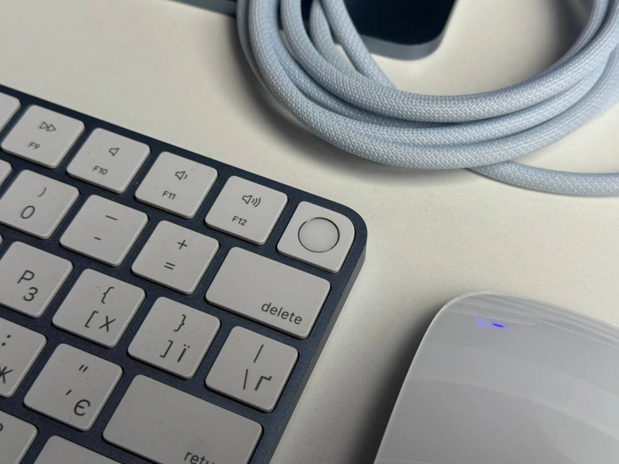 ВЖИВАНИЙ iMac 24" 4.5K Retina display Blue (MGPK3) 2021 - Стан: ідеальний | Комплектація: повний | Гарантія: 1 міс.