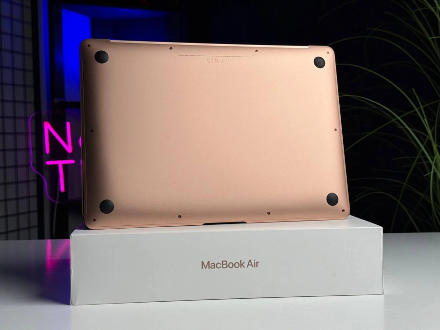 ВЖИВАНИЙ MacBook Air 13 M1/8CPU/7GPU/8GB/256GB Gold 2020 (MGND3) | Apple M1 | 8-ядерний процесор | 7-ядерний графічний процесор | 256 ГБ SSD | 8 ГБ об'єднаної пам'яті | Стан: гарний | Акумулятор: 96% | Гарантія: 3 місяці | Комплект: повний