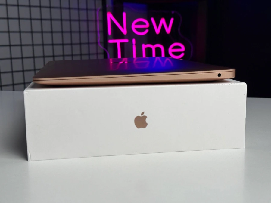 ВЖИВАНИЙ MacBook Air 13 M1/8CPU/7GPU/8GB/256GB Gold 2020 (MGND3) | Apple M1 | 8-ядерний процесор | 7-ядерний графічний процесор | 256 ГБ SSD | 8 ГБ об'єднаної пам'яті | Стан: гарний | Акумулятор: 96% | Гарантія: 3 місяці | Комплект: повний