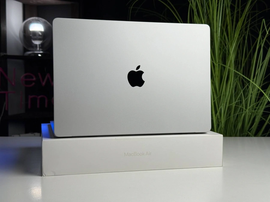 ВЖИВАНИЙ MacBook Air 15" M2/8GB/512GB Silver 2023 (MQKT3) - Стан: гарний | Акумулятор: 95% | Комплектація: повний | Гарантія: 3 міс.