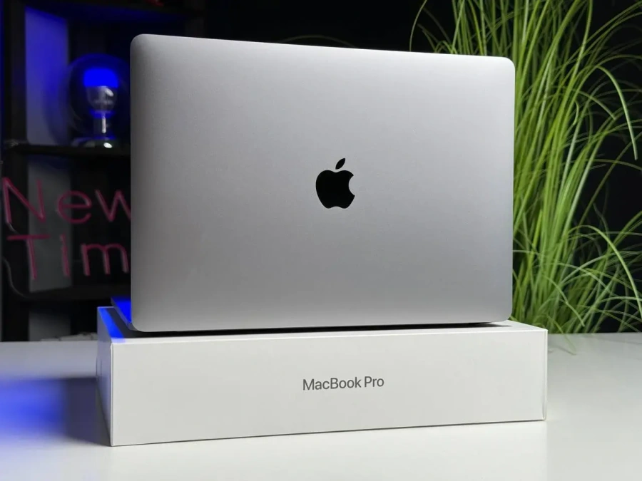 Б/У MacBook Pro 13" Space Gray (MYD82) 2020 - Состояние: хороший | Аккумулятор: 100% | Комплектация: полный | Гарантія: 1 мес.