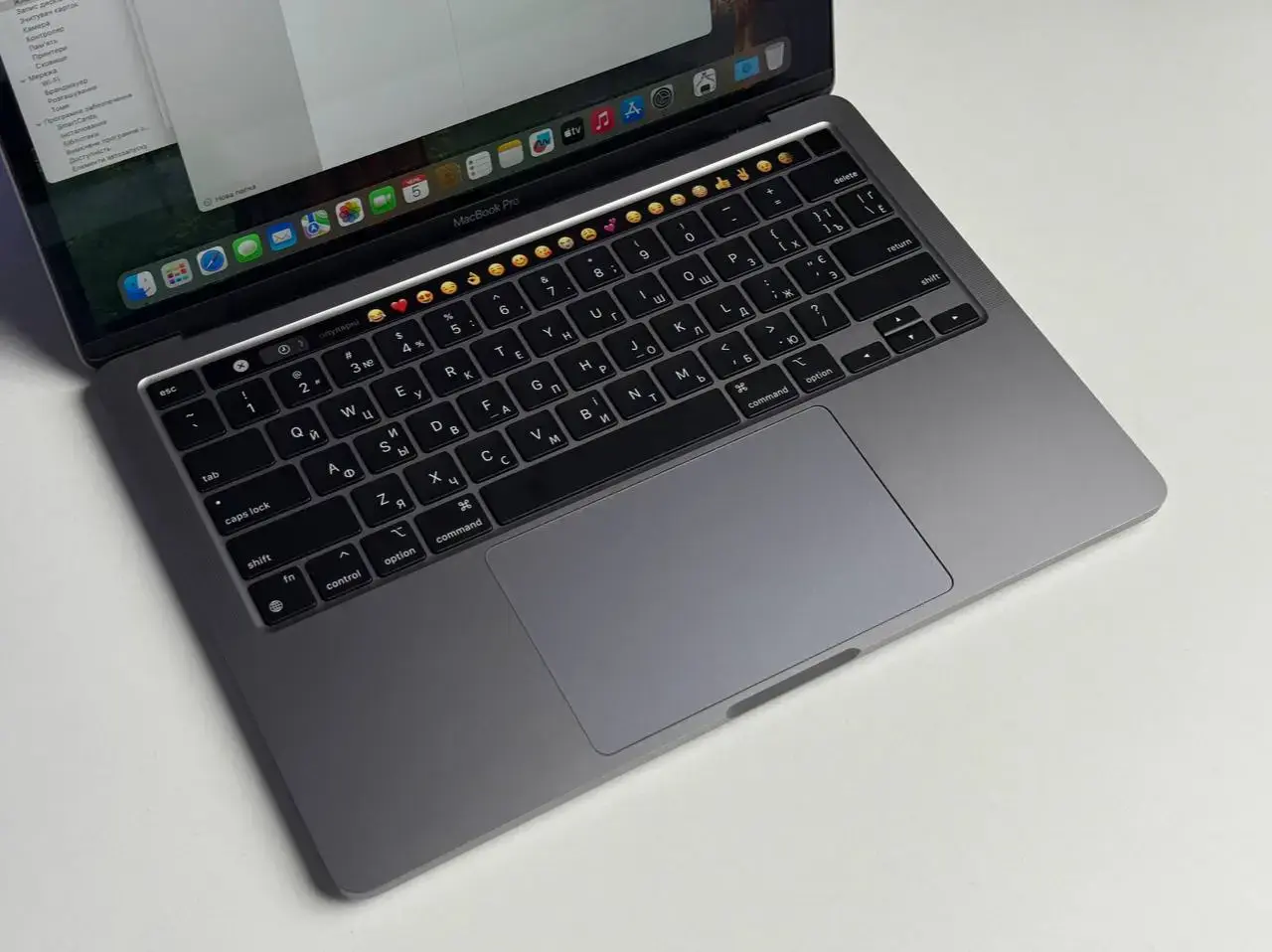 ВЖИВАНИЙ MacBook Pro 13" Space Gray (MYD82) 2020 - Стан: гарний | Акумулятор: 100% | Комплектація: повний | Гарантія: 1 міс.