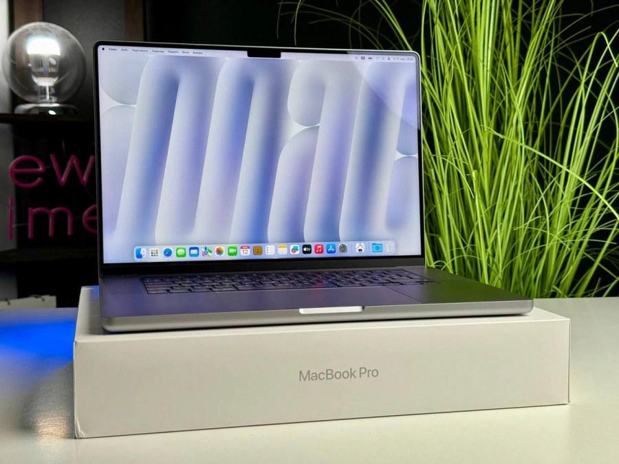 ВЖИВАНИЙ MacBook Pro 16" Space Gray 2023 (MNW93) - Стан: гарний | Акумулятор: 94% | Комплектація: повний | Гарантія: 3 міс.