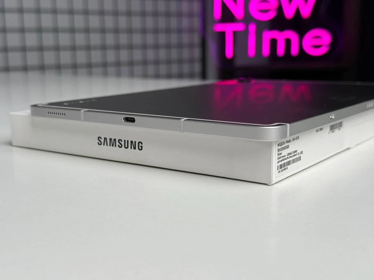 ВЖИВАНИЙ Планшет Samsung Galaxy Tab S9 FE Wi-Fi 6/128GB Silver (SM-X510NZSA) - Стан: ідеальний | Комплектація: повний | Гарантія: 1 міс.
