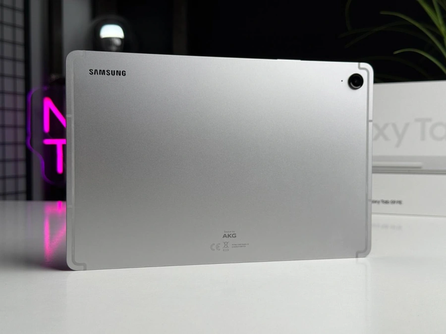 ВЖИВАНИЙ Планшет Samsung Galaxy Tab S9 FE Wi-Fi 6/128GB Silver (SM-X510NZSA) - Стан: ідеальний | Комплектація: повний | Гарантія: 1 міс.