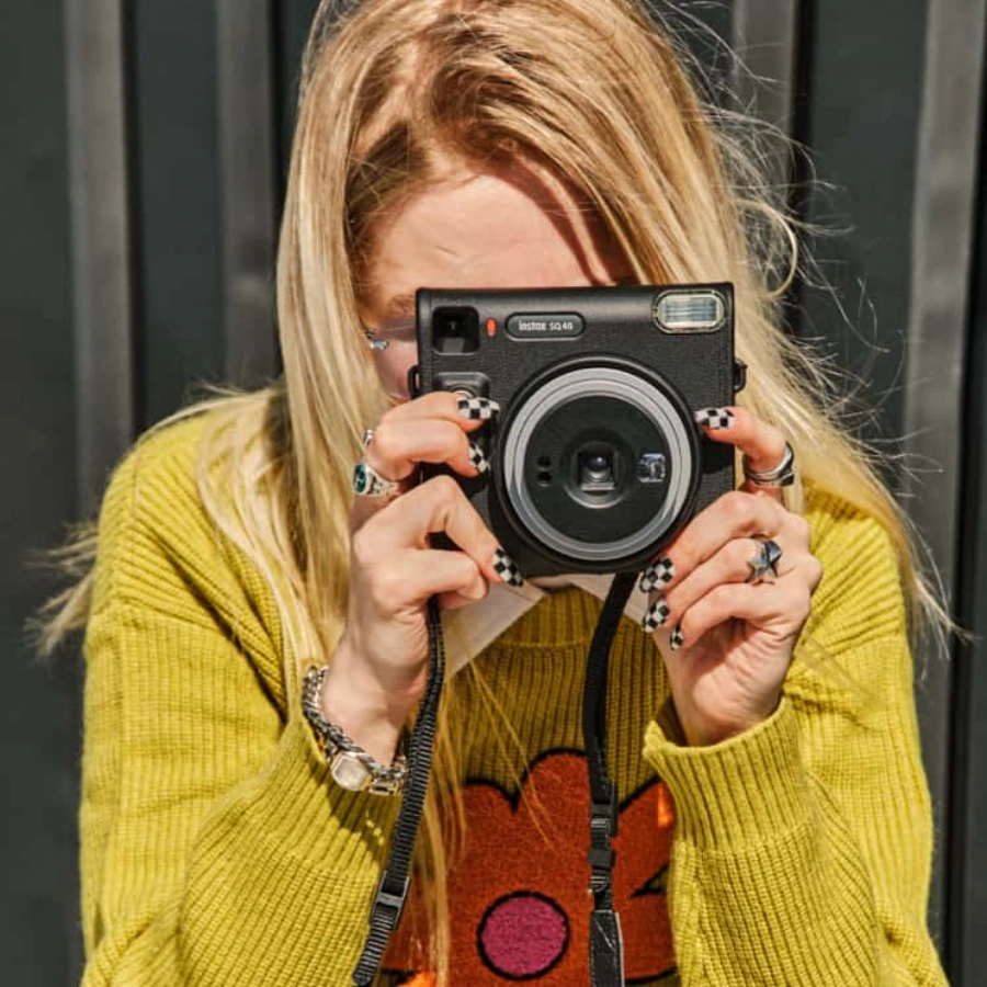 Фотокамера миттєвого друку Fujifilm Instax Square SQ40 - Black (16802802)