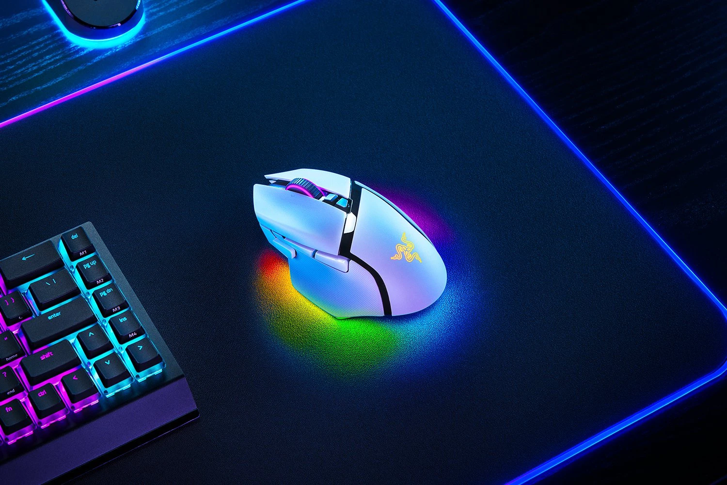 Миша Razer Basilisk V3 Pro 35K Fully Customizable Wireless Ergonomic RGB Gaming Mouse - White (RZ01-05240200-R3G1)