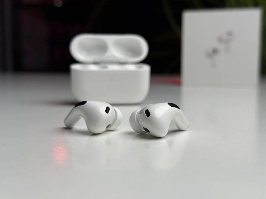 OPEN BOX AirPods Pro 2 with MagSafe Charging Case USB‑C (MTJV3) | Состояние: хорошее | Аккумулятор: 100% | Гарантия: 3 месяца | Комплект: полный