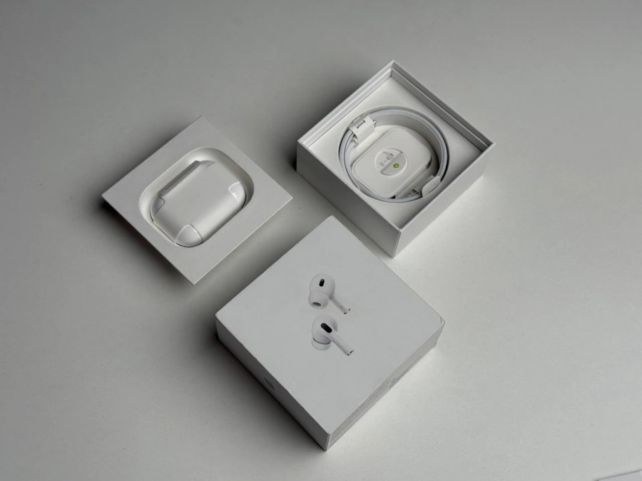 OPEN BOX AirPods Pro 2 with MagSafe Charging Case USB‑C (MTJV3) | Состояние: хорошее | Аккумулятор: 100% | Гарантия: 3 месяца | Комплект: полный