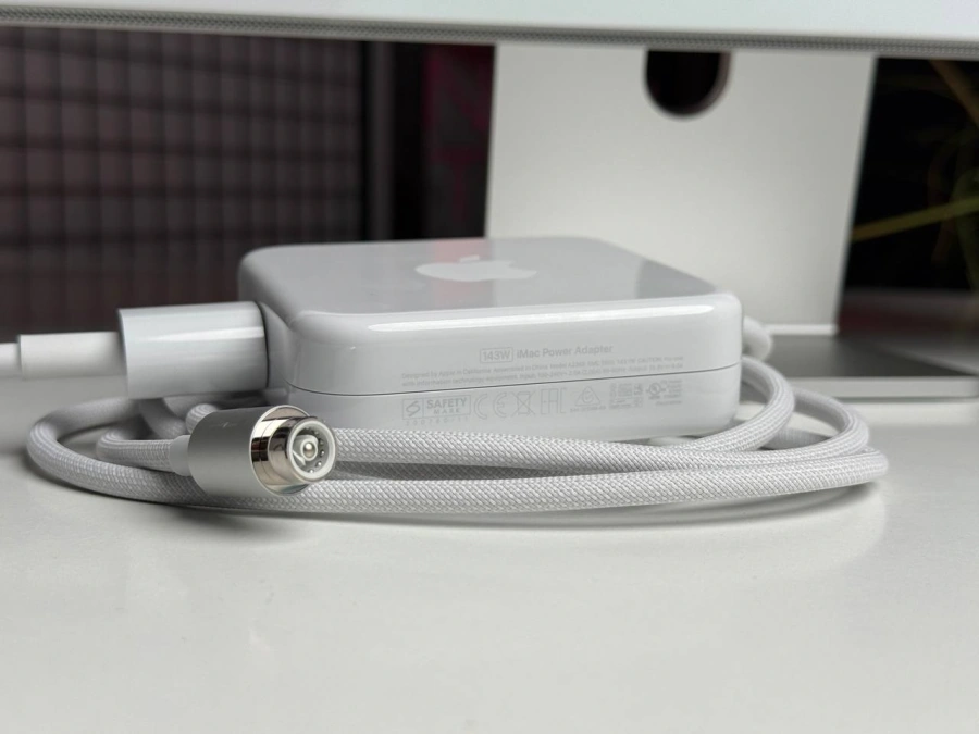 OPEN BOX Apple iMac 24" 2024 M4 8CPU/8GPU/16GB/256GB Silver (MWUC3) | Apple M4 | 8-ядерний процесор | 8-ядерний графічний процесор | 256 ГБ SSD | 16 ГБ об'єднаної пам'яті | Стан: гарний | Гарантія: 3 місяці | Комплект: повний