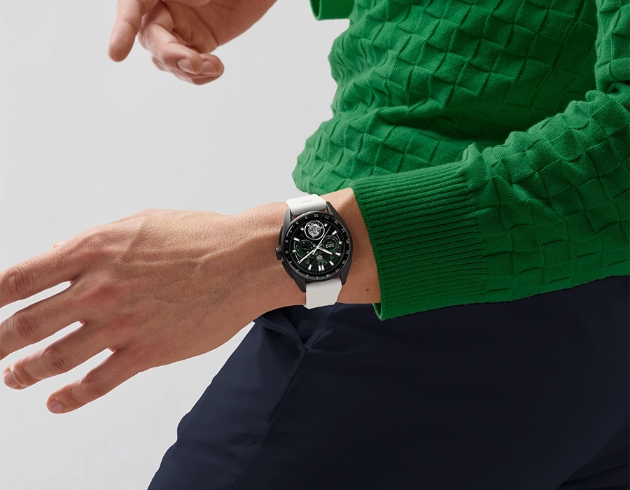 Смарт-годинник TAG Heuer CONNECTED Calibre E4 Golf Edition - 42 mm (SBR8080.EB0284)