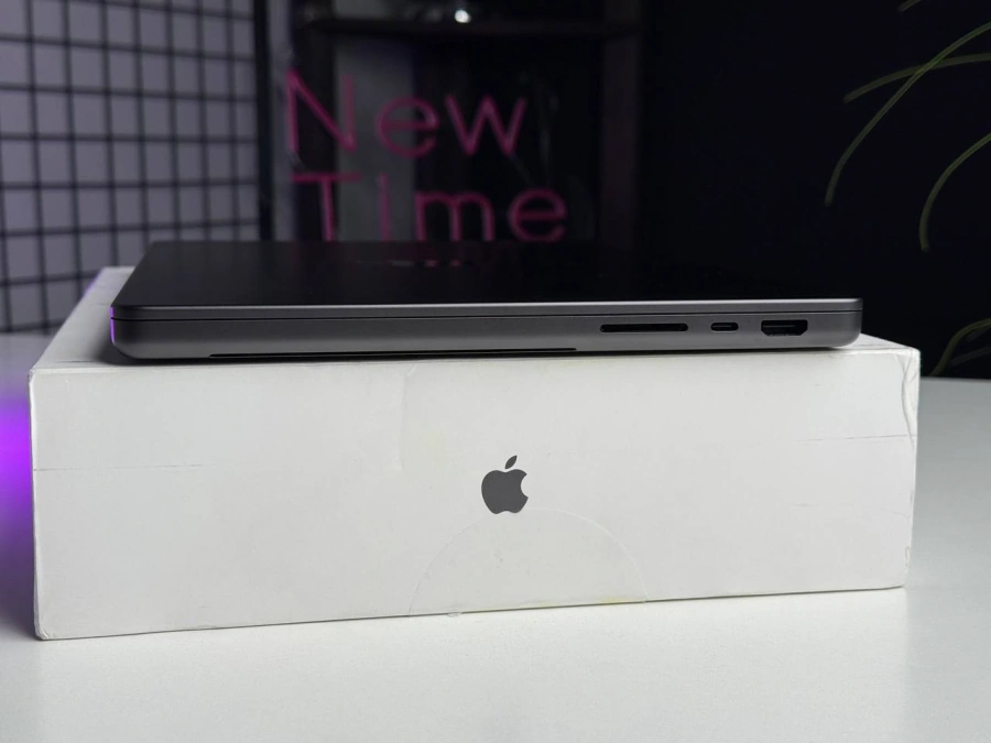 ВІТРИННИЙ Apple MacBook Pro 14" M4/10CPU/10GPU/16GB/512GB Space Black 2024 (MW2U3) - Стан: ідеальний | Акумулятор: 100% | Комплектація: повний | Гарантія: 1 міс.