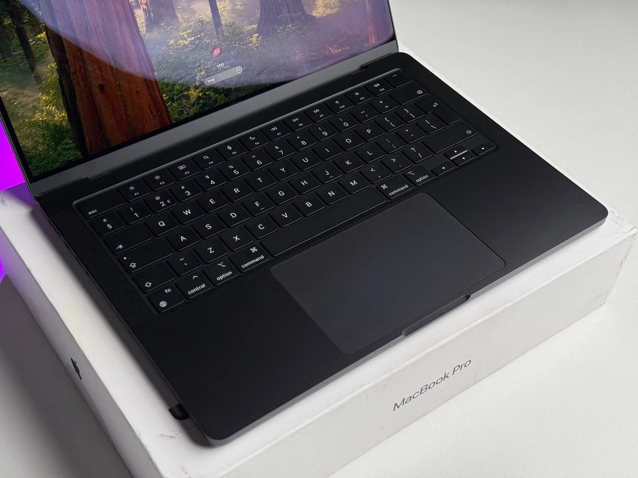 ВИТРИННЫЙ Apple MacBook Pro 14" M4/10CPU/10GPU/16GB/512GB Space Black 2024 (MW2U3) - Состояние: идеальное | Аккумулятор: 100% | Комплектация: полный | Гарантия: 1 мес.