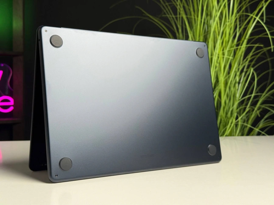 ВІТРИННИЙ MacBook Air 15" M2/8GB/512GB Midnight 2023 (MQKX3) - Стан: гарний | Акумулятор: 100% | Комплектація: MacBook, зарядка | Гарантія: 3 міс.