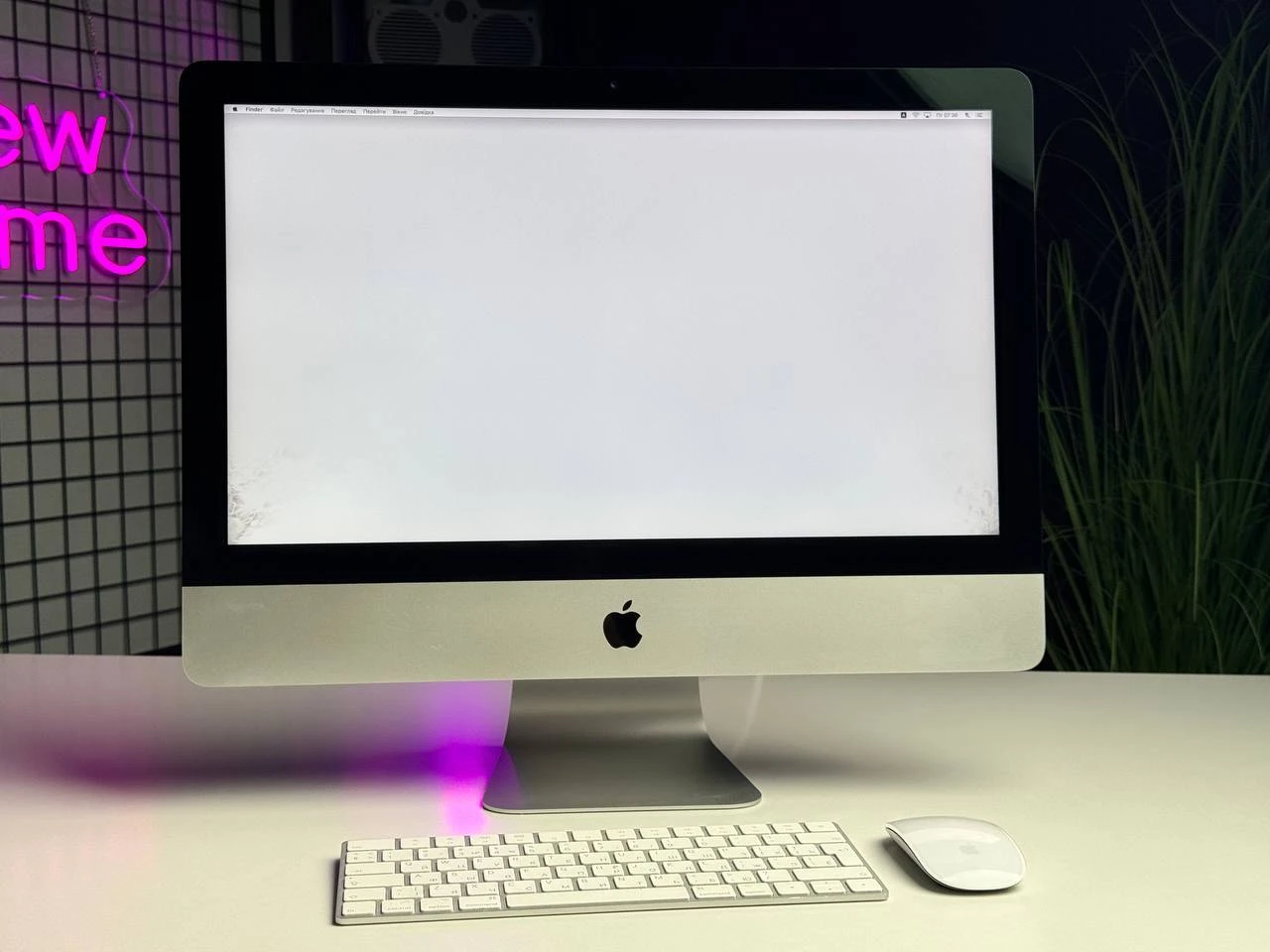 Б/У iMac 21.5" Retina 4K i5 3,0/8GB/256GB/Radeon Pro 560X (MHK33) 2020 | Состояние: хорошее | Комплектация: iMac, мышка, клавиатура | Гарантия: 1 месяц
