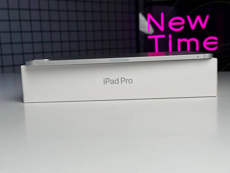 ВЖИВАНИЙ iPad Pro 11" 2020 Wi-Fi + Cellular 256GB Silver (MXEX2, MXE52) - Стан: гарний | Акумулятор: 78% | Комплектація: повний | Гарантія: 1 міс.