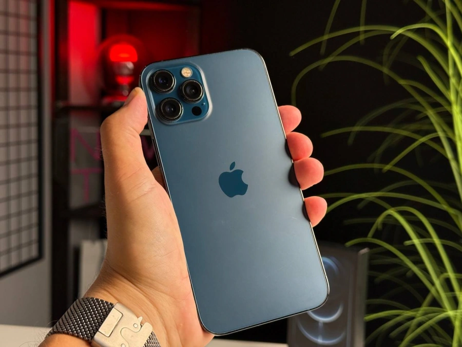 ВЖИВАНИЙ iPhone 12 Pro Max Dual Sim 512GB Pacific Blue (MGCE3) | Стан: задовільний (мінялось скло) | Акумулятор: 85% | Гарантія: 1 місяць | Комплект: повний