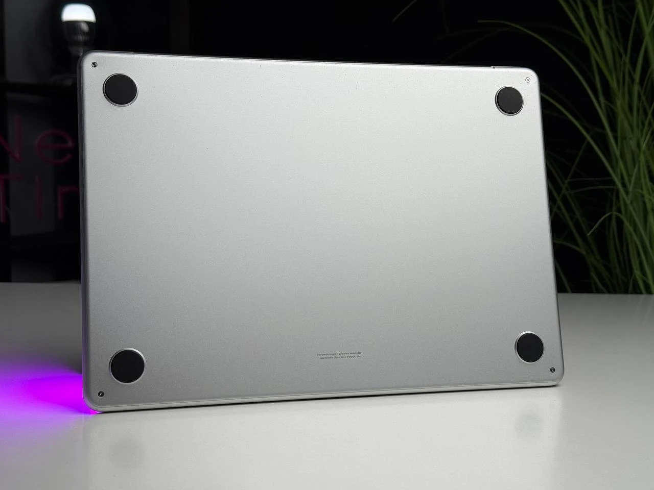 Б/У MacBook Air 13.6" M2/8CPU/10GPU/8GB/512GB Silver 2022 (MLY03) - Состояние: хорошее | Аккумулятор: 95% | Комплектация: полный, без коробки | Гарантия: 1 мес.