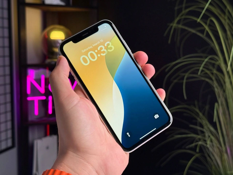 ВЖИВАНИЙ iPhone 11 64GB White (MWL82) | Состояние: хорошее | Аккумулятор: 100% | Гарантия: 1 месяц | Комплект: кабель