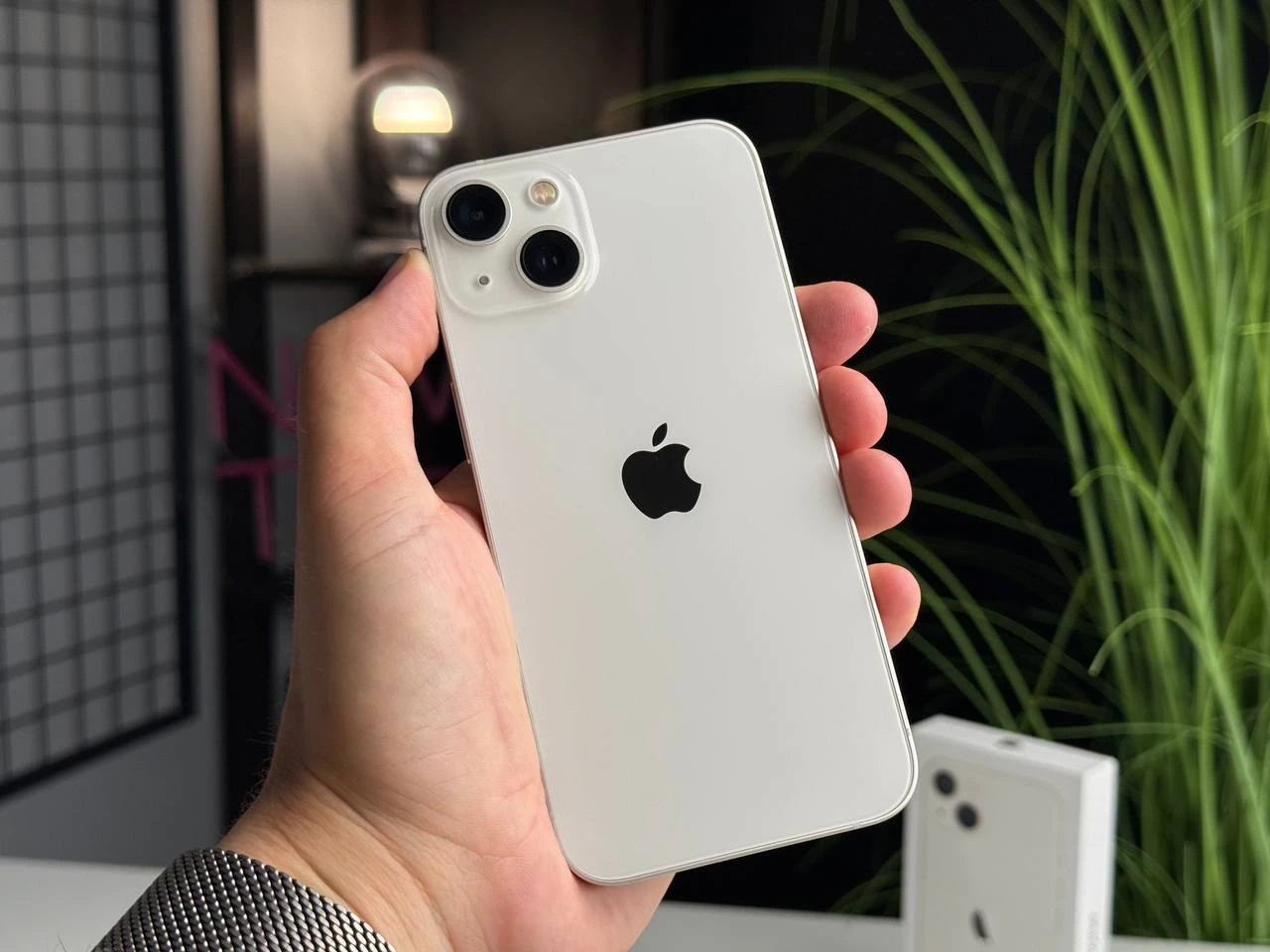 Б/У Apple iPhone 13 256GB Starlight (MLMX3, MLQ73) - Состояние: идеальный | Аккумулятор: 86% | Комплектация: полный | Гарантія: 1 мес.