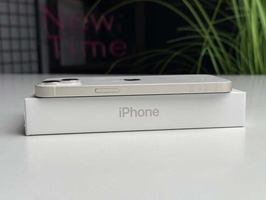 ВЖИВАНИЙ Apple iPhone 13 256GB Starlight (MLMX3, MLQ73) - Стан: ідеальний | Акумулятор: 86% | Комплектація: повний | Гарантія: 1 міс.