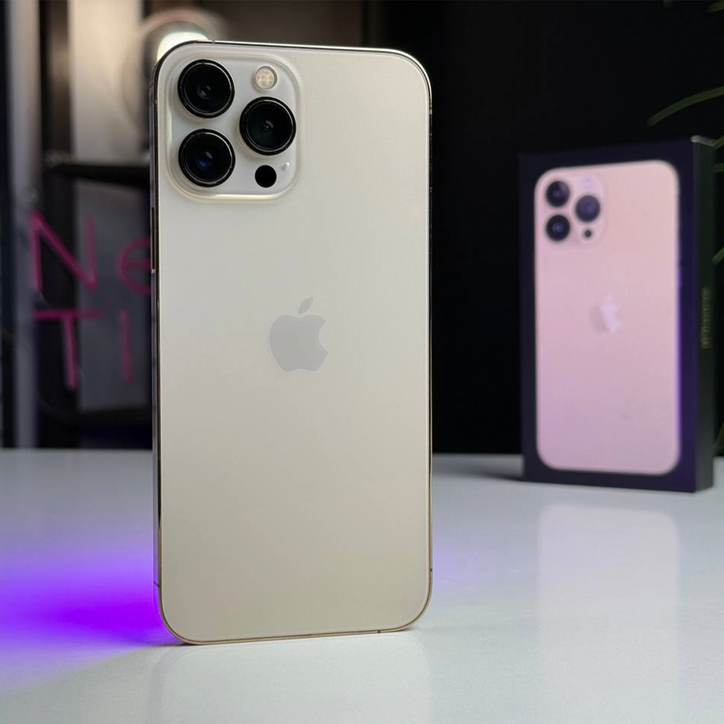 Б/У Apple iPhone 13 Pro Max 128GB Gold (MLKN3, MLL83) - Состояние: хороший | Аккумулятор: 100% | Комплектация: полный | Гарантія: 1 мес.