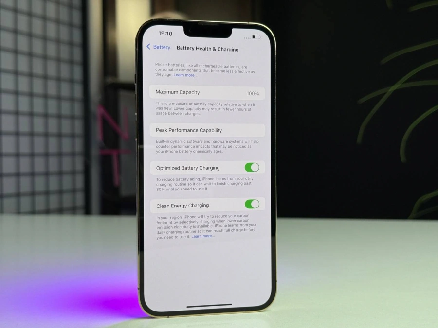 ВЖИВАНИЙ Apple iPhone 13 Pro Max 256GB Gold (MLKU3, MLLD3) - Стан: гарний | Акумулятор: 100% | Комплектація: iPhone, кабель | Гарантія: 1 міс.