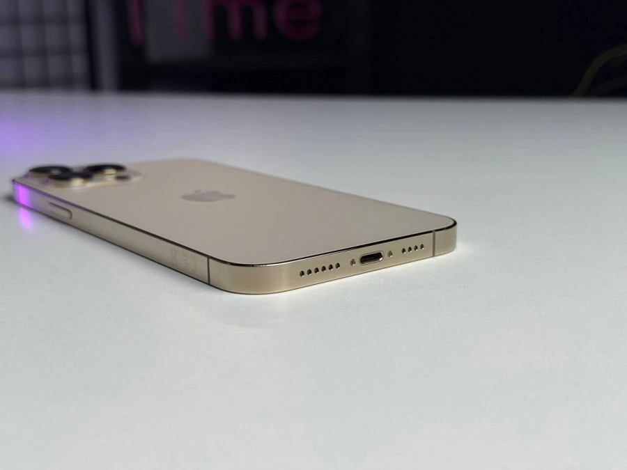 ВЖИВАНИЙ Apple iPhone 13 Pro Max 256GB Gold (MLKU3, MLLD3) - Стан: гарний | Акумулятор: 100% | Комплектація: iPhone, кабель | Гарантія: 1 міс.