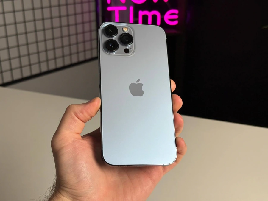 ВЖИВАНИЙ Apple iPhone 13 Pro Max 256GB Sierra Blue (MLKV3, MLLE3) - Стан: гарний | Акумулятор: 100% | Комплектація: кабель | Гарантія: 1 міс.