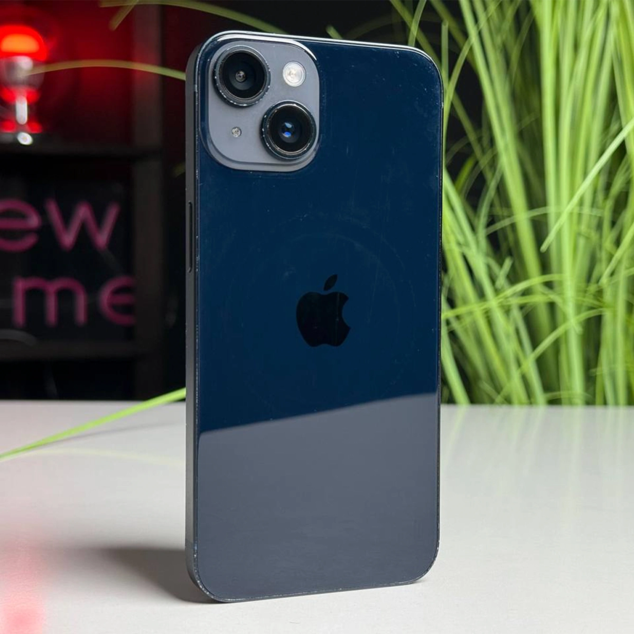 ВЖИВАНИЙ iPhone 14 128GB Midnight (MPUF3) | Стан: задовільний | Акумулятор: 100% | Гарантія: 1 місяць | Комплект: кабель