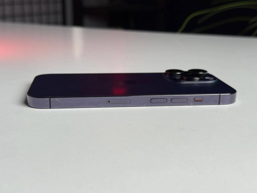 ВЖИВАНИЙ Apple iPhone 14 Pro 1TB Deep Purple (MQ323) | Стан: задовільний | Акумулятор: 100% | Гарантія: 1 місяць | Комплект: кабель