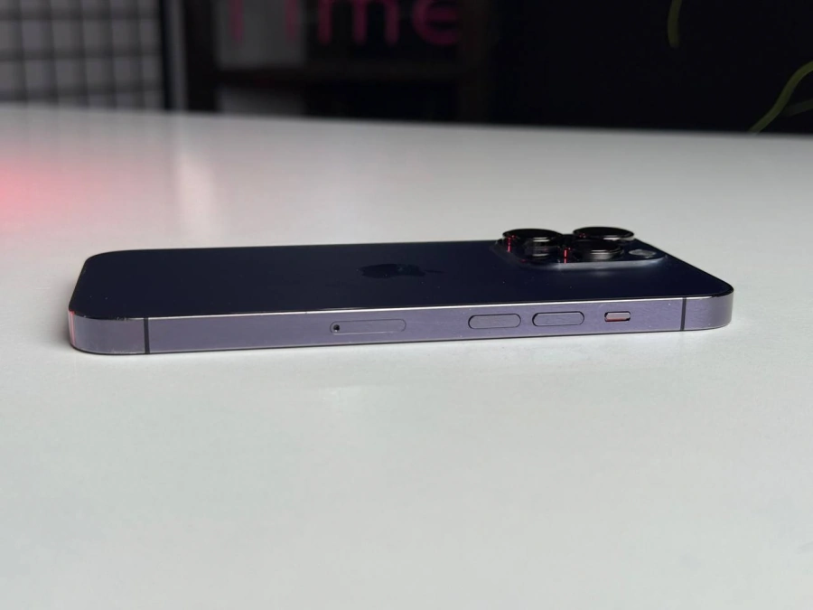 ВЖИВАНИЙ Apple iPhone 14 Pro 512GB Deep Purple (MQ293) | Стан: задовільний | Акумулятор: 100% | Гарантія: 1 місяць | Комплект: iPhone, кабель