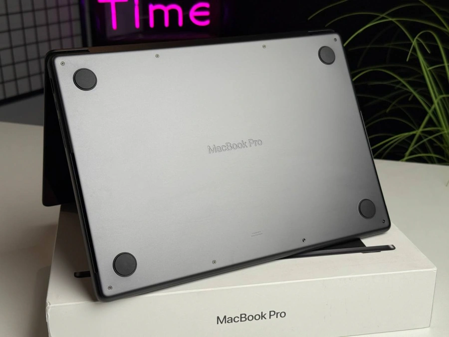 ВЖИВАНИЙ Apple MacBook Pro 14" M4/10CPU/10GPU/16GB/512GB Space Black 2024 (MW2U3) | Стан: идеальный | Акумулятор: 100% (22 цикла) | Гарантия: 1 месяц | Комплект: полный