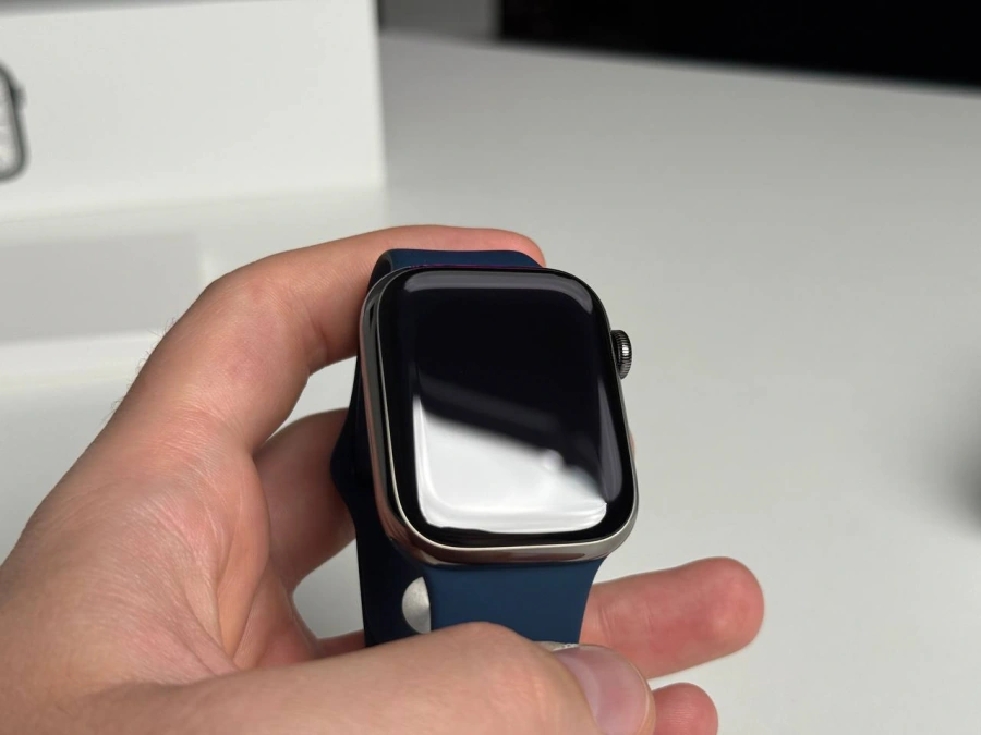 ВЖИВАНІ Apple Watch Series 7 GPS + Cellular 45mm Graphite Stainless Steel Case with Abyss Blue Sport Band (MKJH3, MKL23) | Стан: ідеальний (сталевий корпус, сапфірове скло) | Акумулятор: 83% | Гарантія: 1 місяць | Комплект: повний